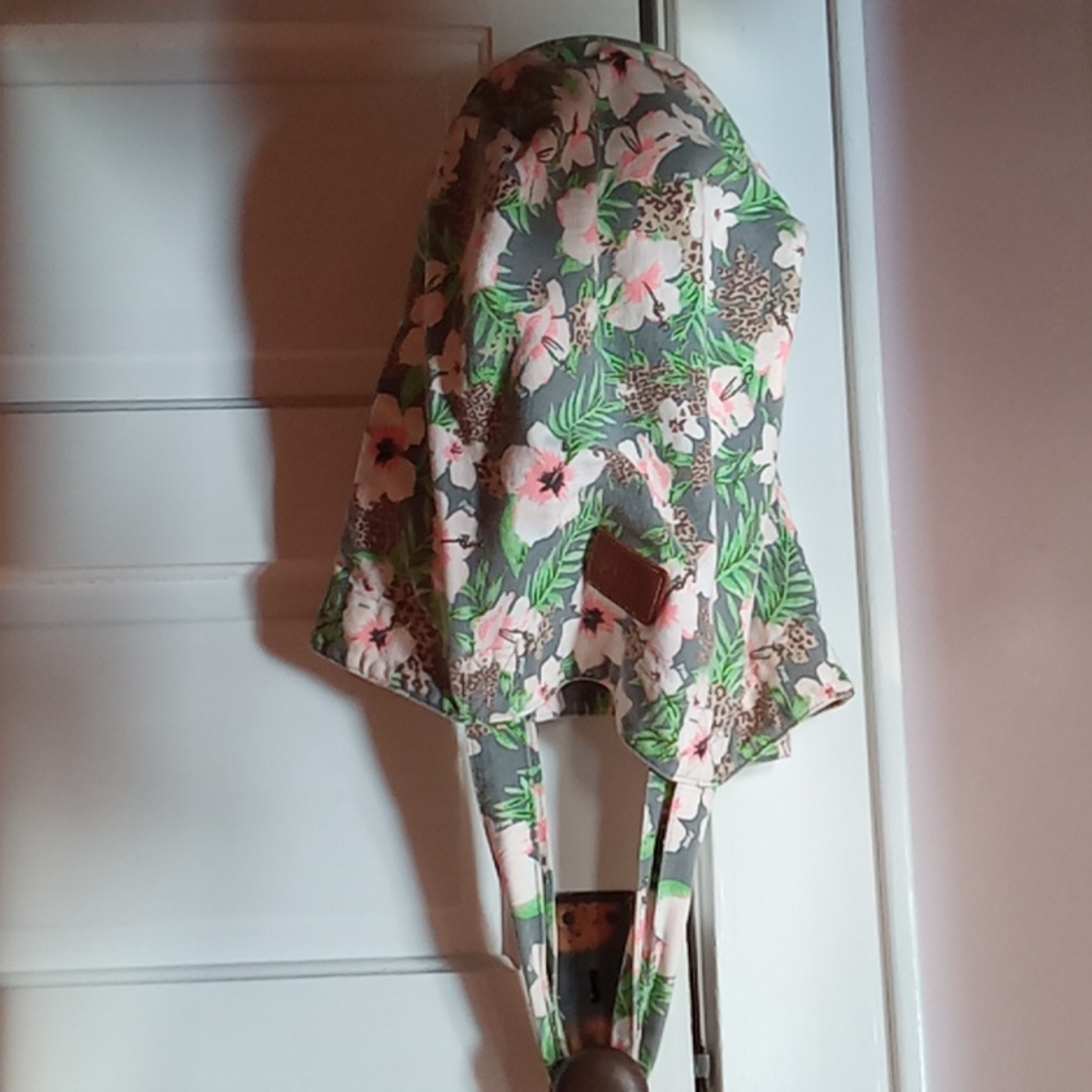 Victoria's Secret sturdy canvas bag